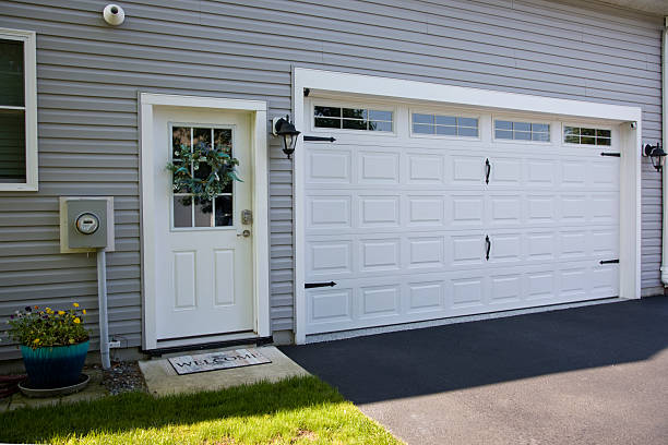24/7 Emergency Garage Door Roller Replacement experts in Peaceful Valley, WA
